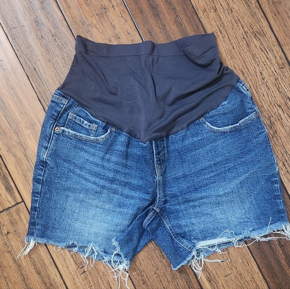 Old Navy Maternity Full Panel Shorts size 14 - Picture 4 of 4